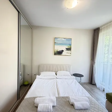 Marina 公寓 拉夫达